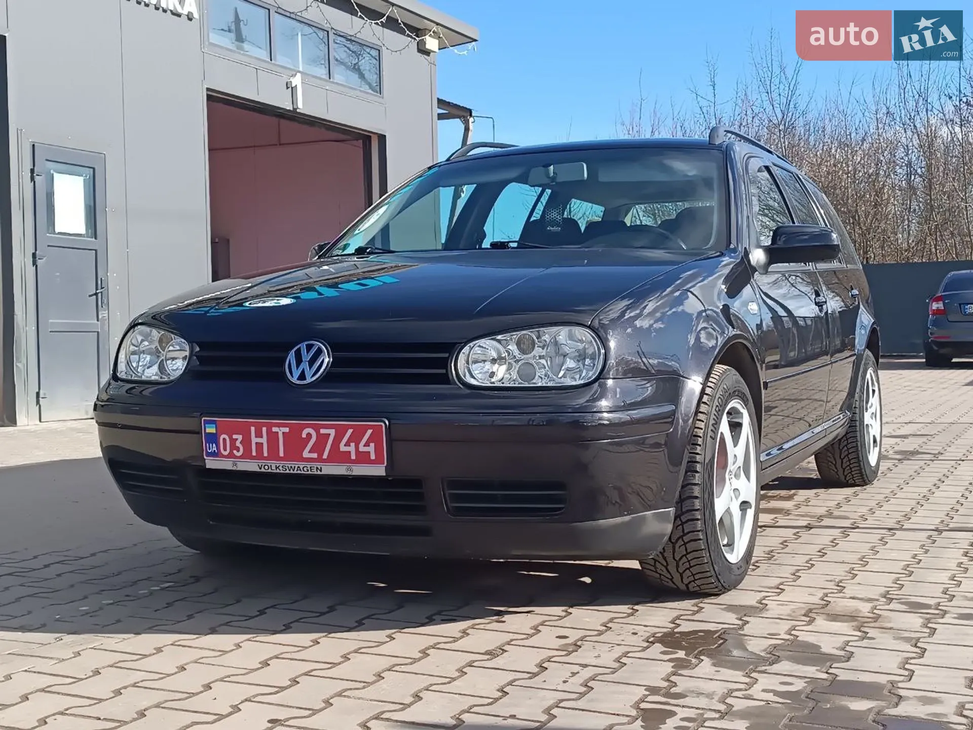 Volkswagen Golf, 2004
