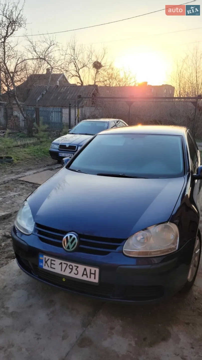 Volkswagen Golf, 2005