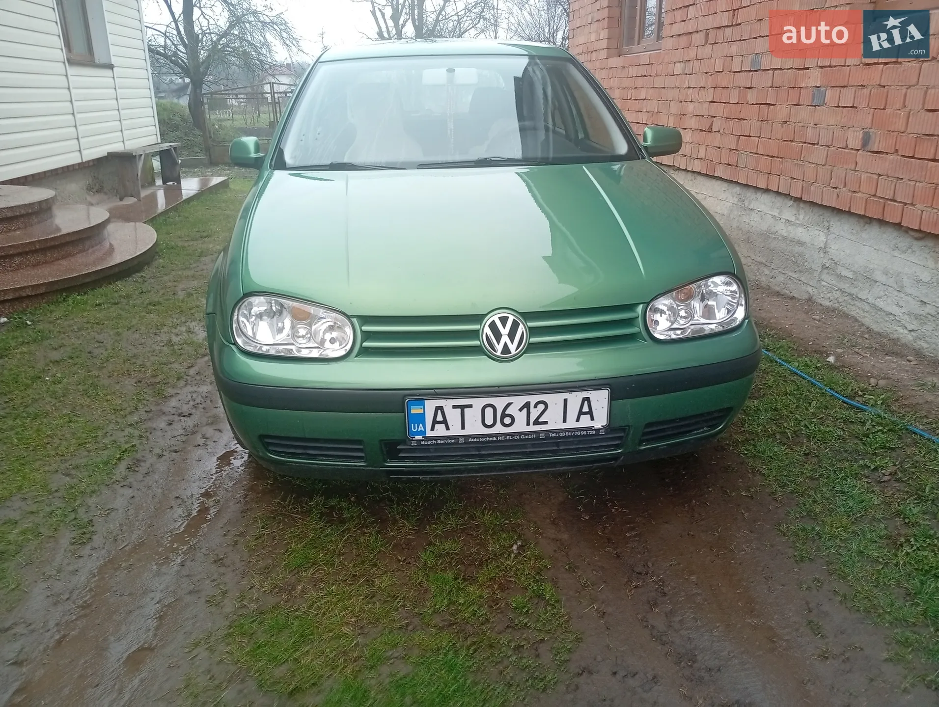 Volkswagen Golf, 2001