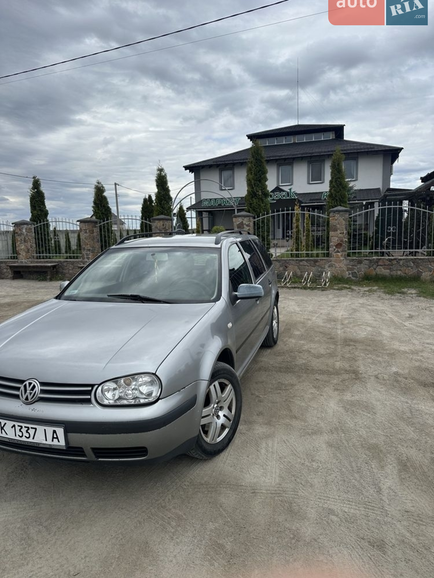 Volkswagen Golf, 2002