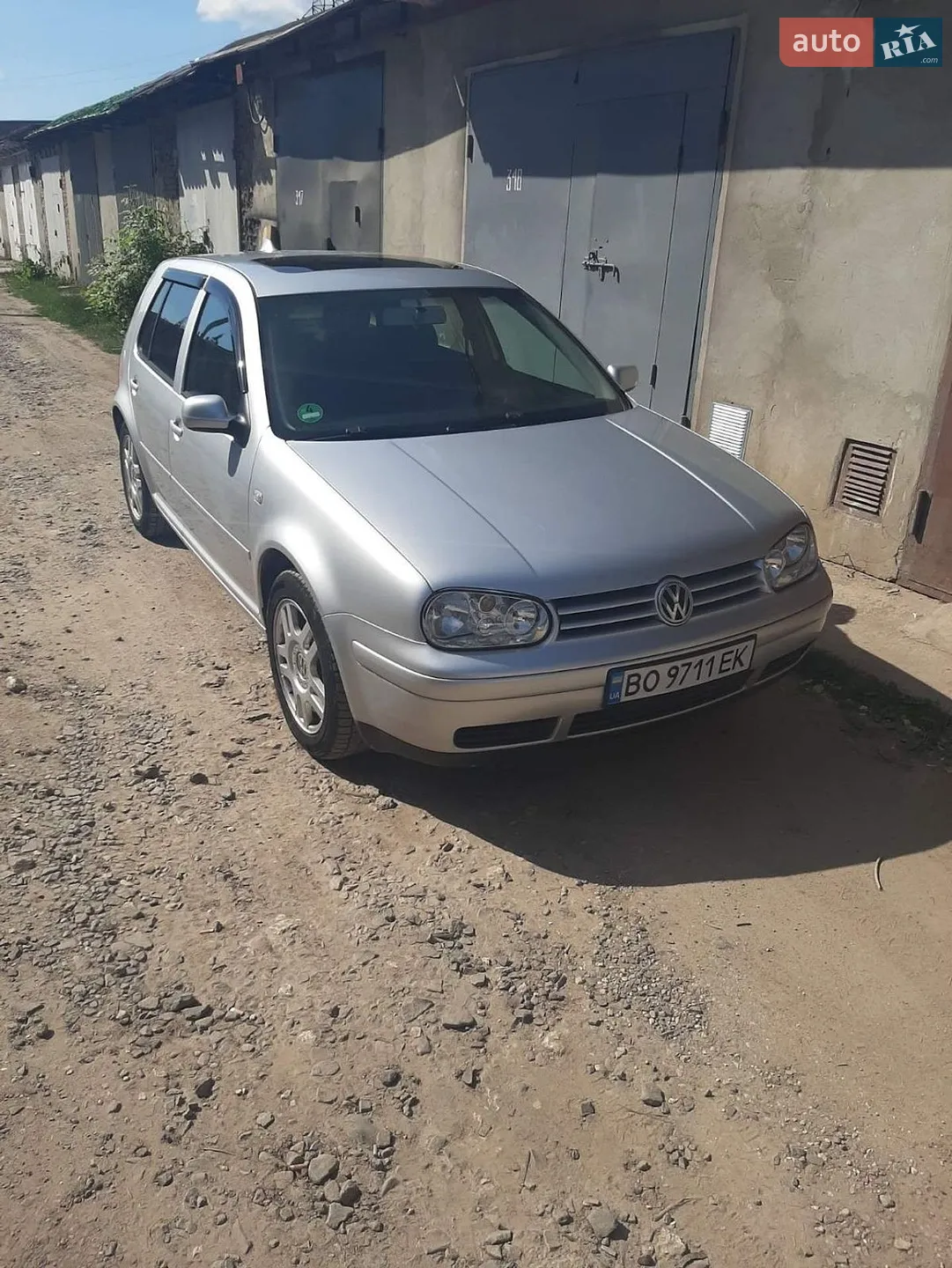 Volkswagen Golf, 2003