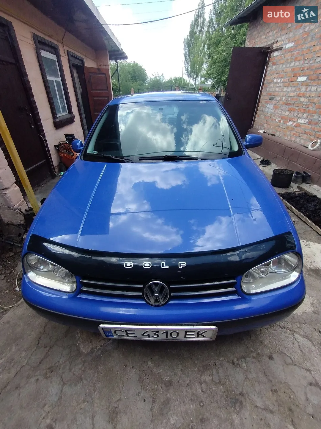 Volkswagen Golf, 2000
