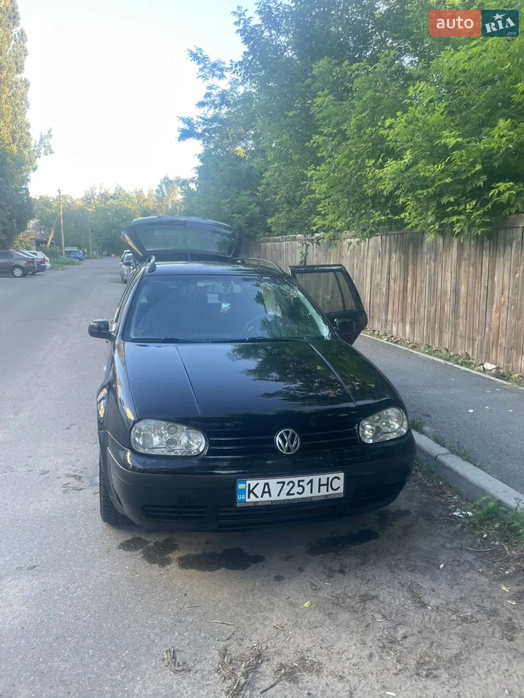 Volkswagen Golf, 2001