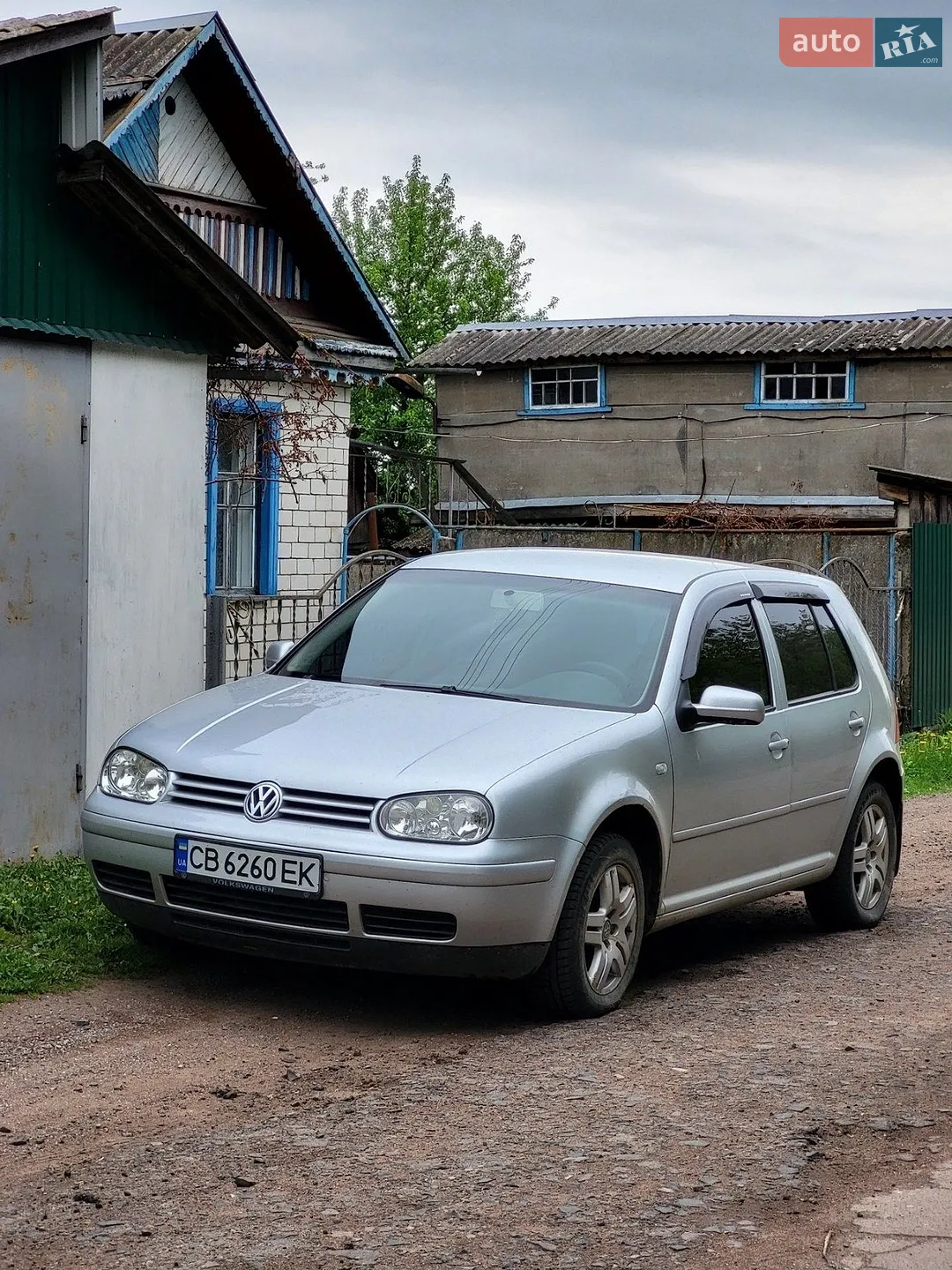 Volkswagen Golf, 2003