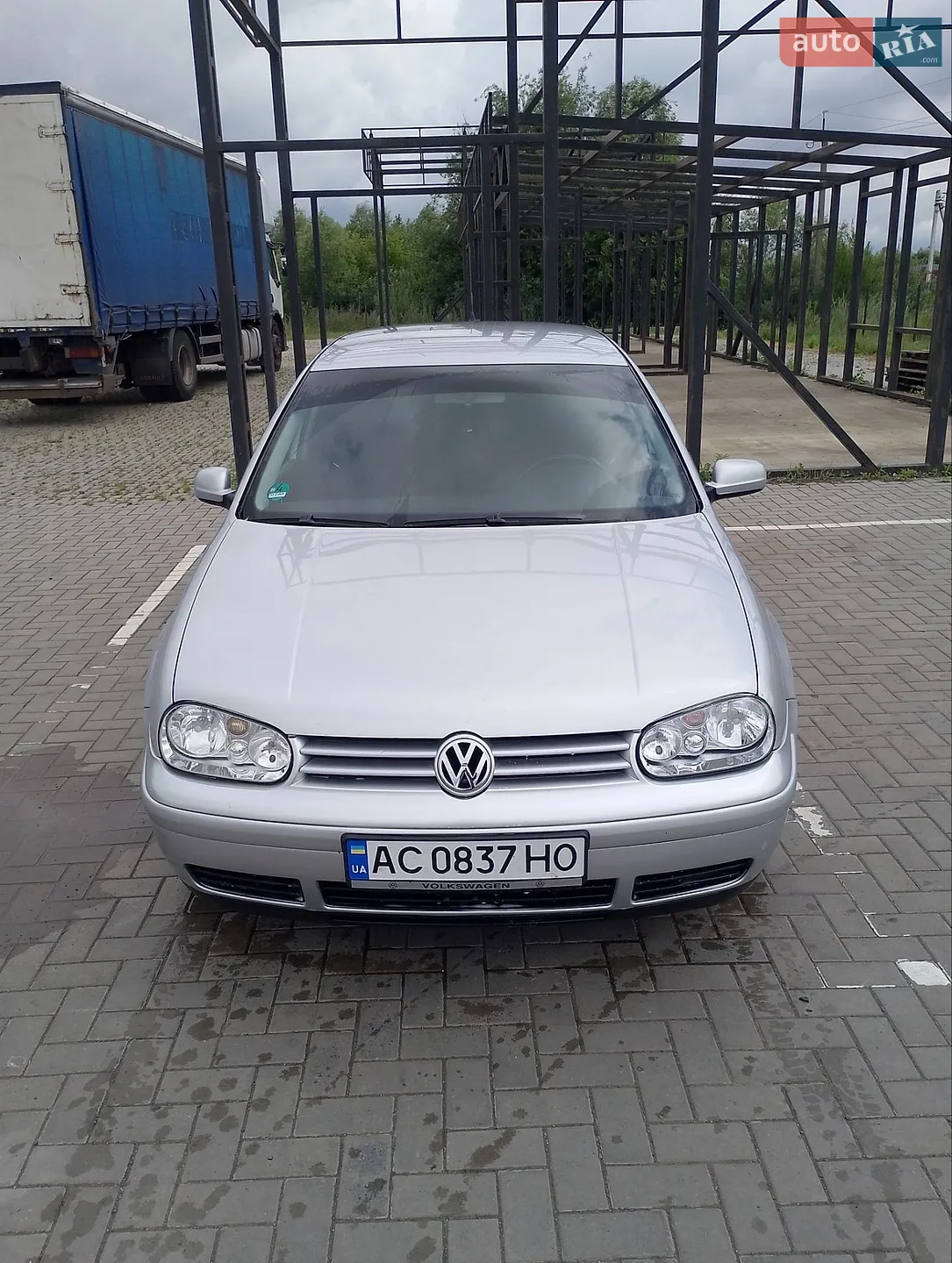 Volkswagen Golf, 2003