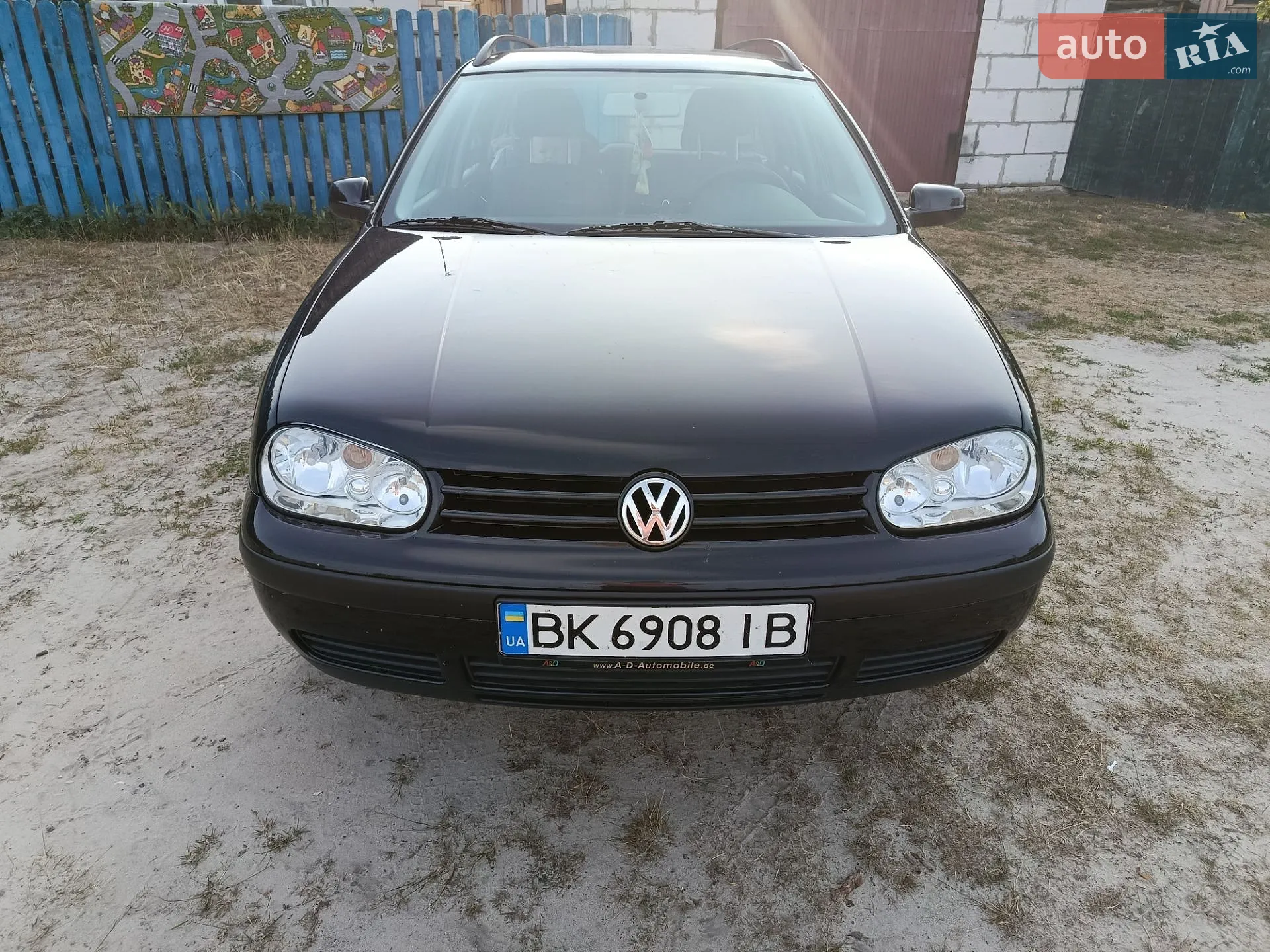 Volkswagen Golf, 2002