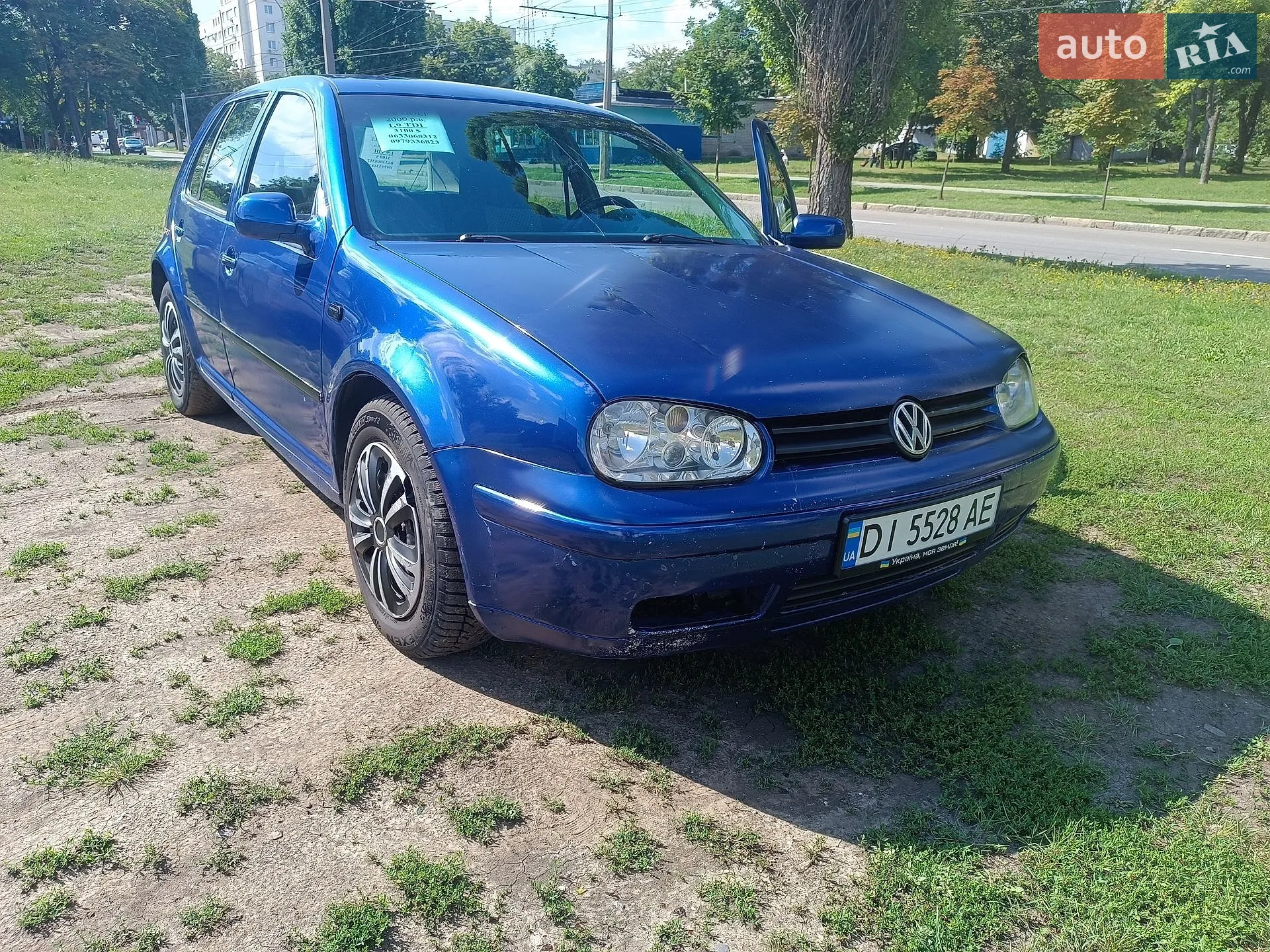 Volkswagen Golf, 2000