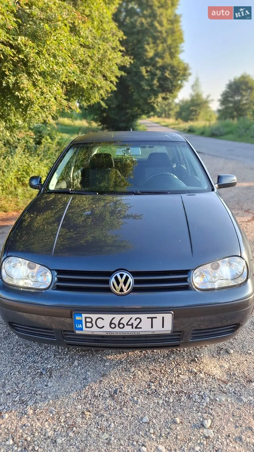 Volkswagen Golf, 2002