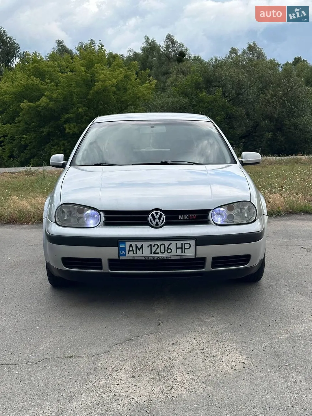 Volkswagen Golf, 2001