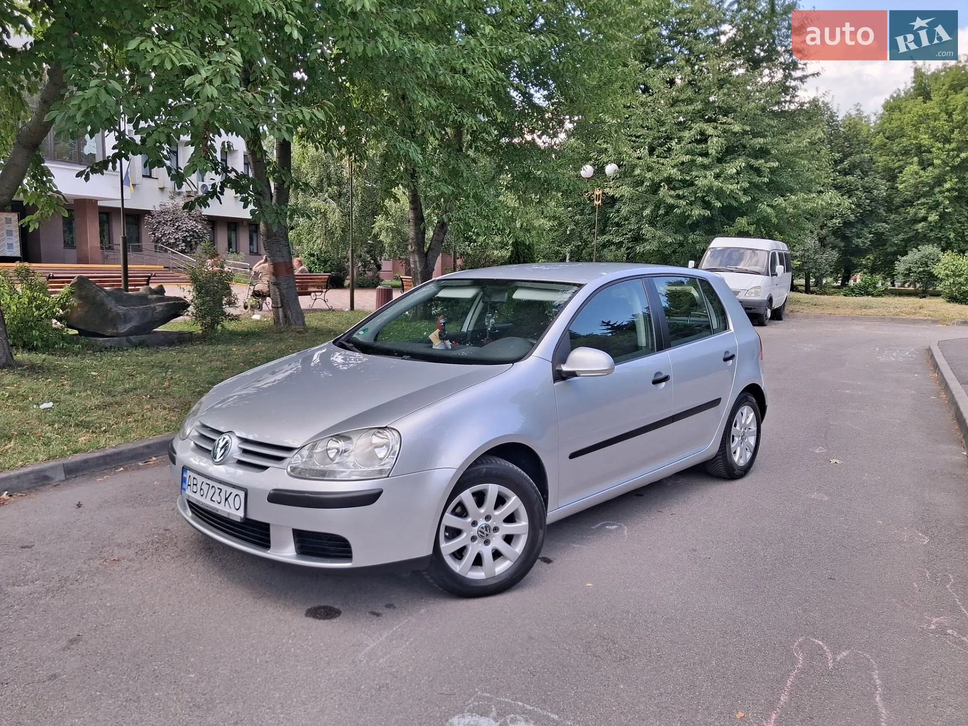 Volkswagen Golf, 2005