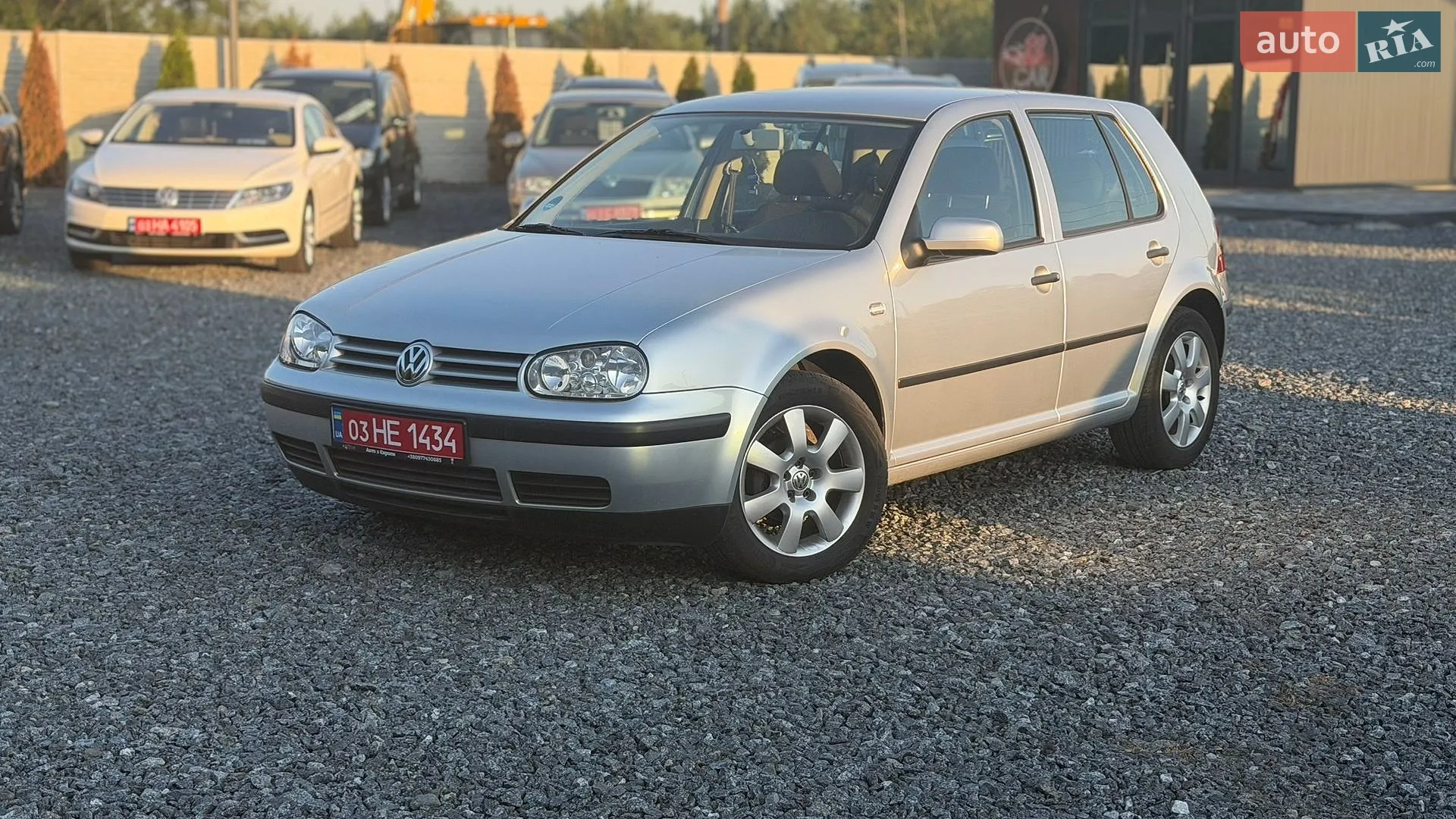 Volkswagen Golf, 2002