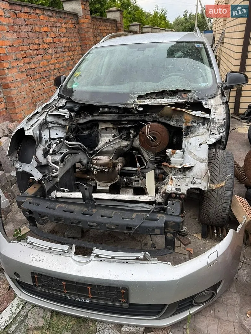 Volkswagen Golf, 2011