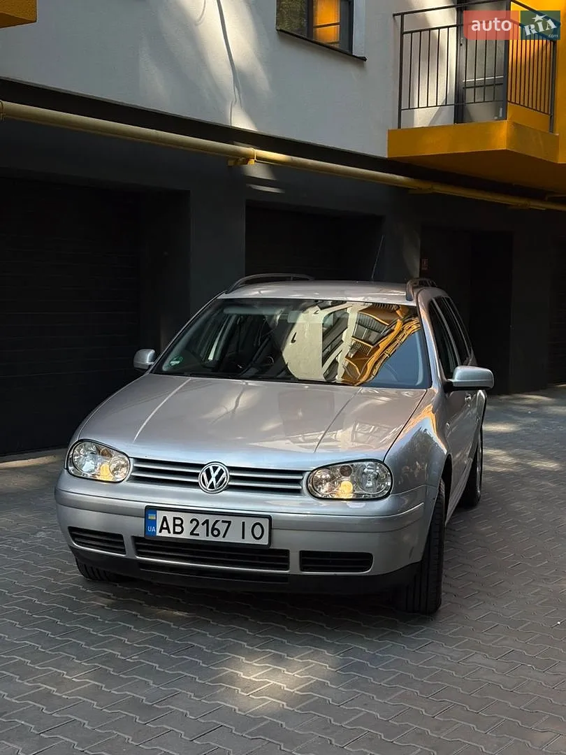 Volkswagen Golf, 2004