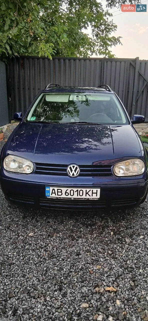 Volkswagen Golf 2000 — 1