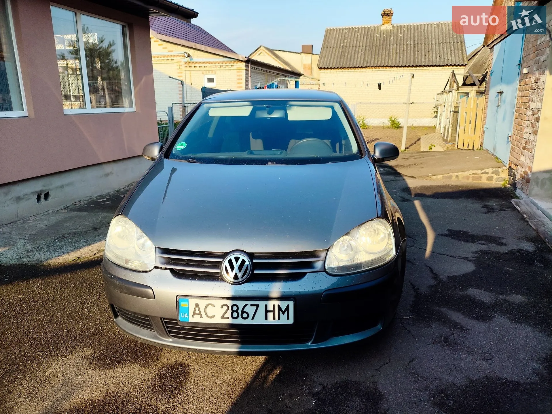 Volkswagen Golf, 2004
