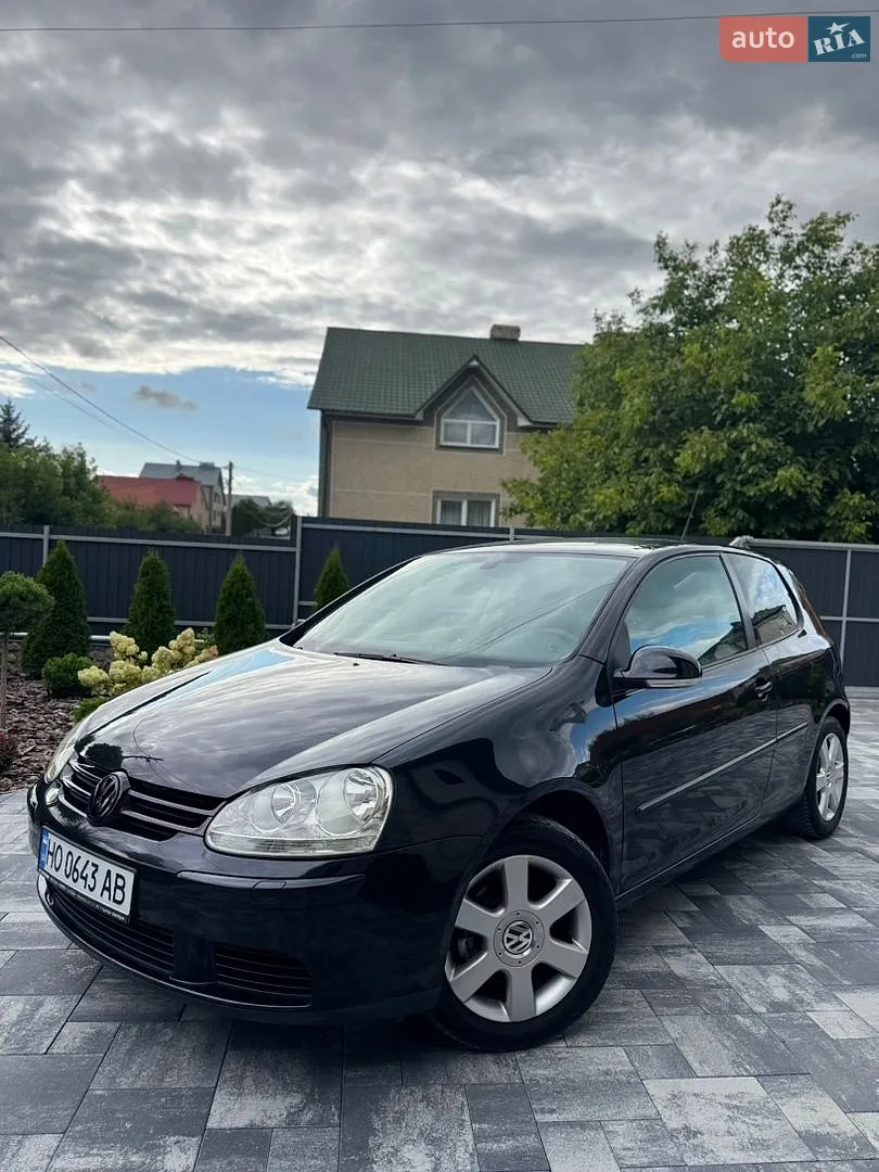 Volkswagen Golf, 2005