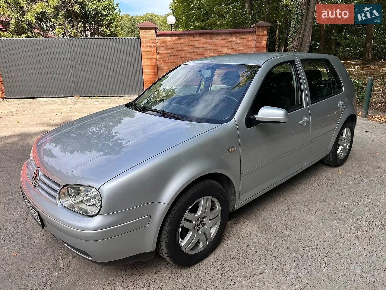 Volkswagen Golf, 2003