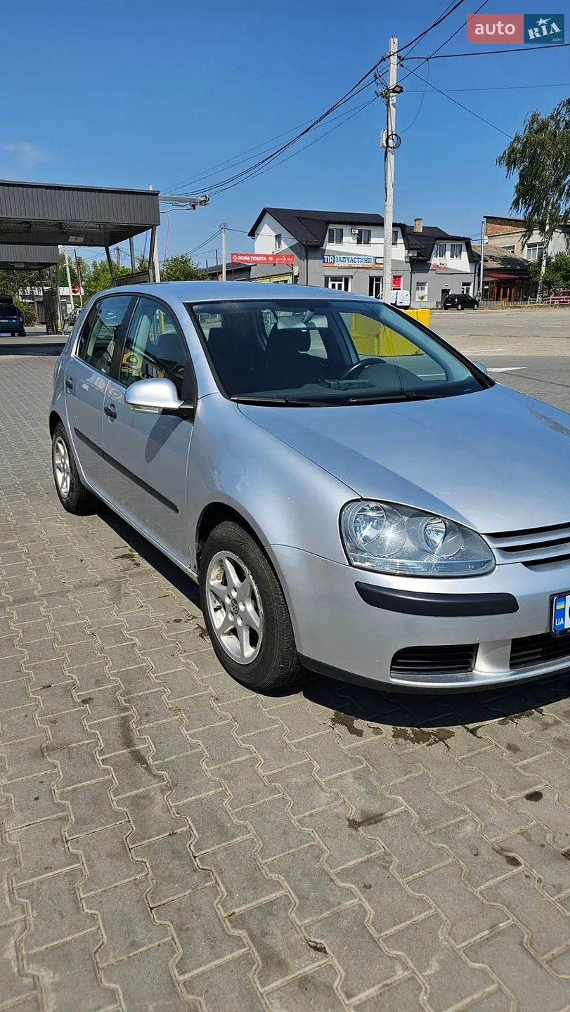 Volkswagen Golf, 2003