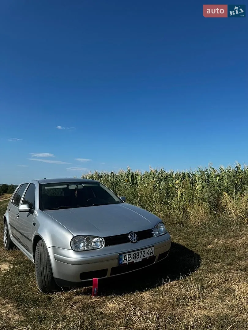 Volkswagen Golf, 2001