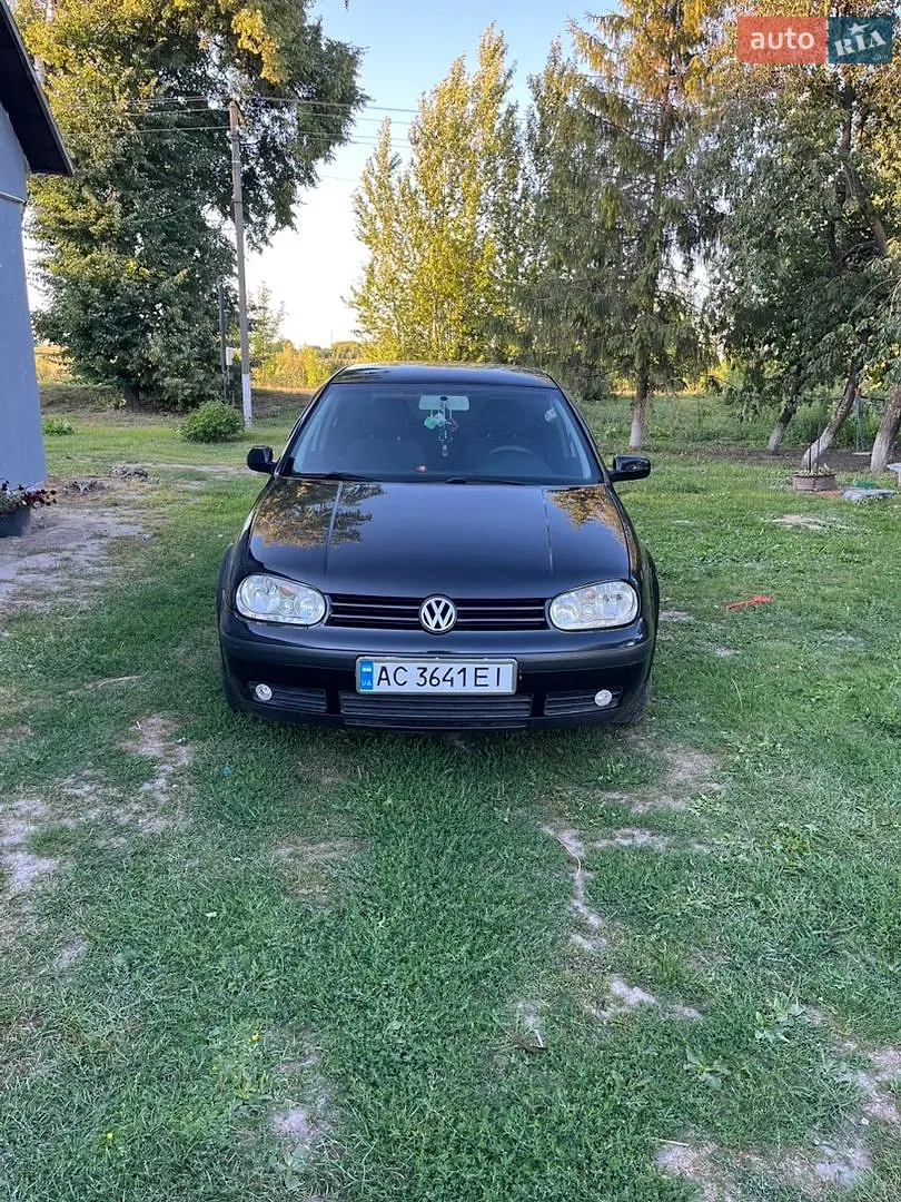 Volkswagen Golf, 2002