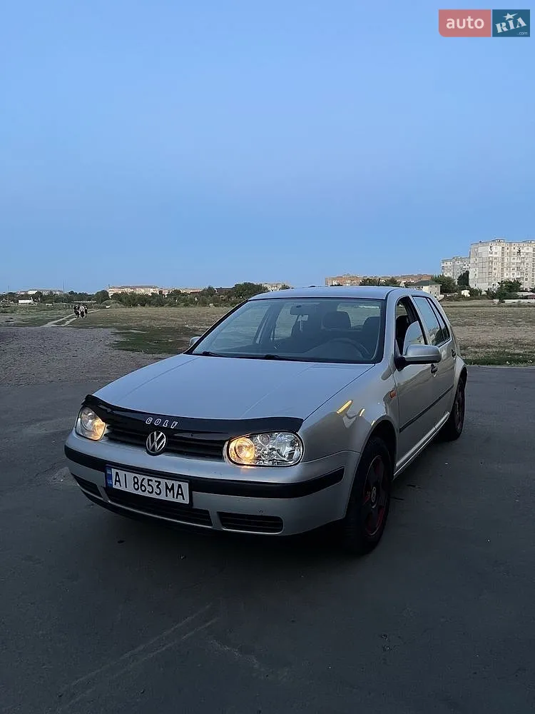 Volkswagen Golf, 1999