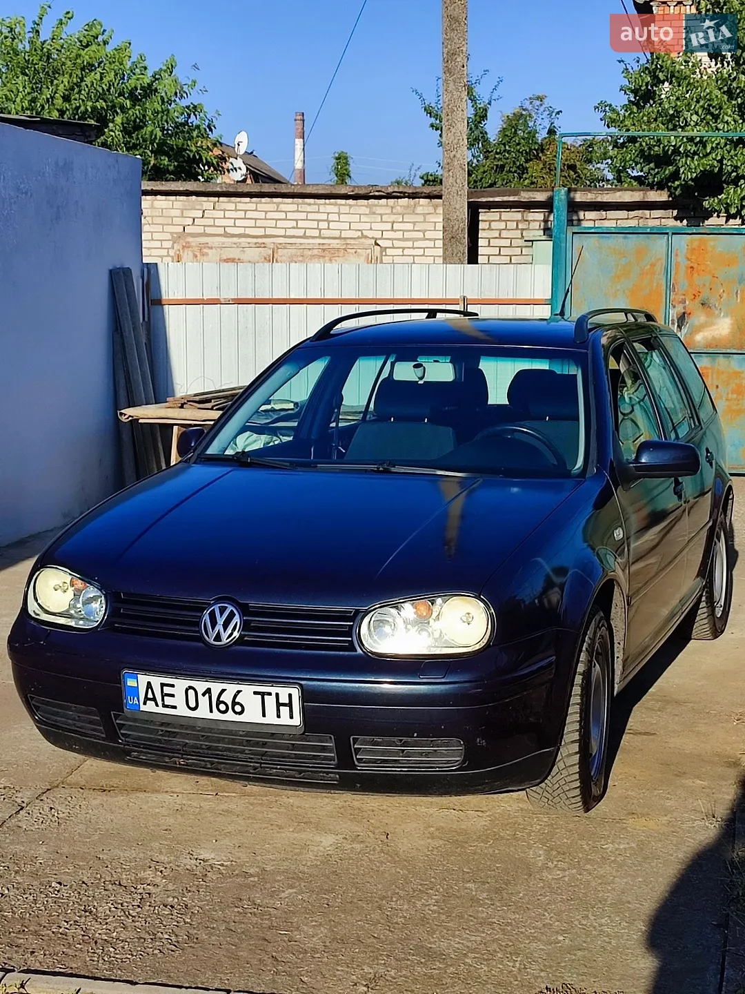Volkswagen Golf, 2003