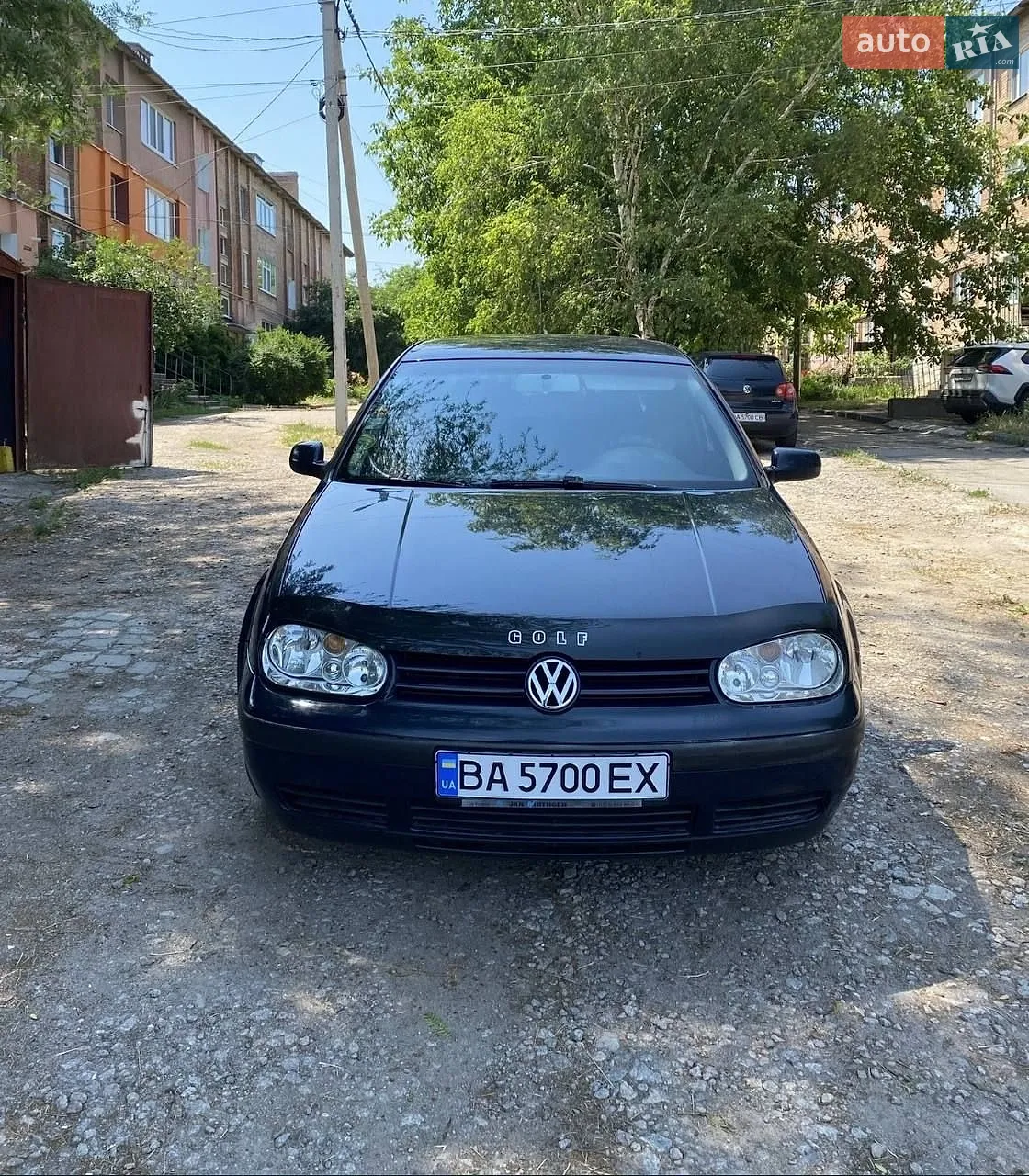 Volkswagen Golf, 2003