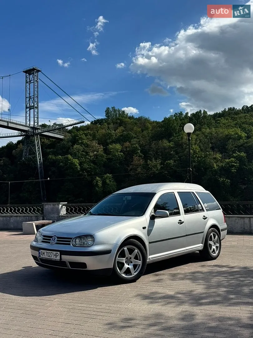 Volkswagen Golf, 2003