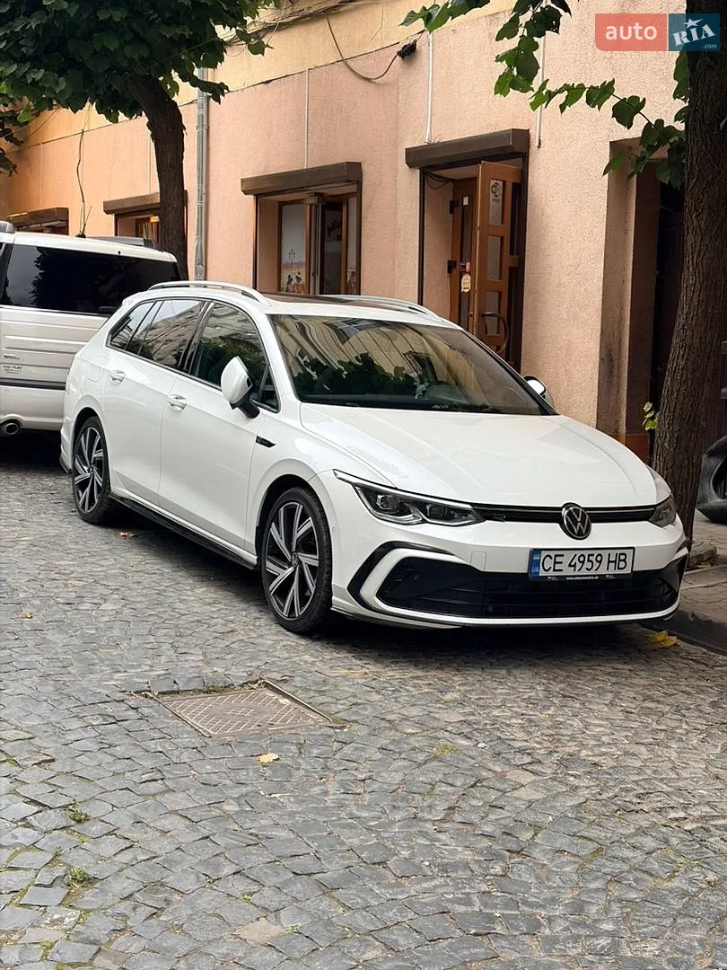 Volkswagen Golf, 2021