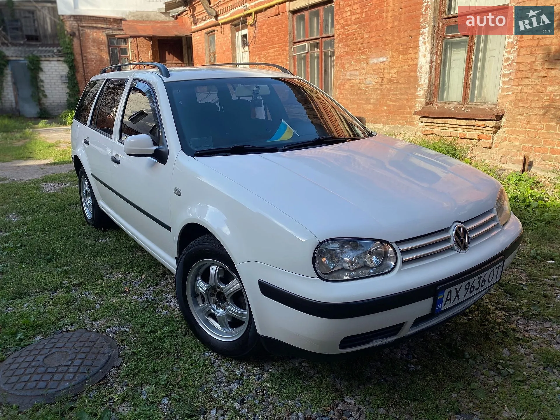Volkswagen Golf, 2001