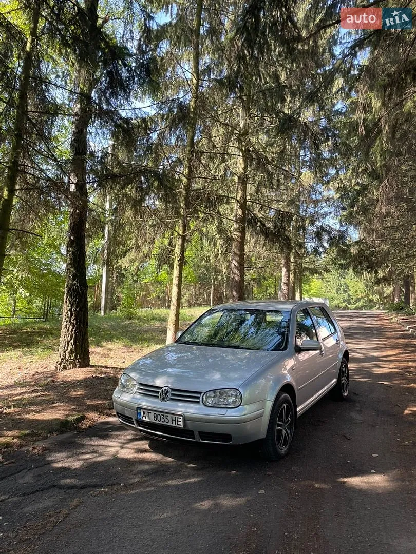 Volkswagen Golf, 2003