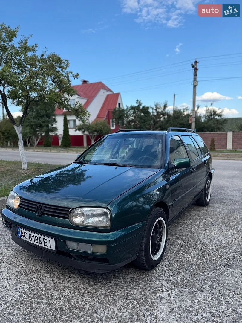 Volkswagen Golf, 1996