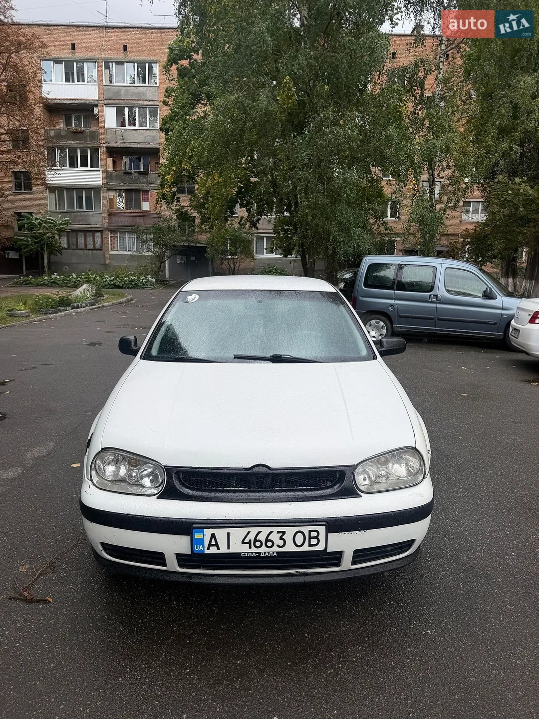 Volkswagen Golf, 1998