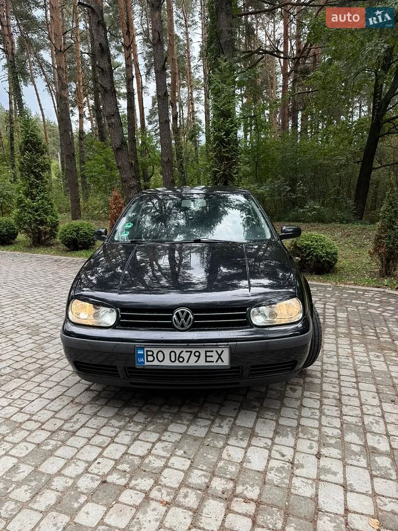 Volkswagen Golf, 2002