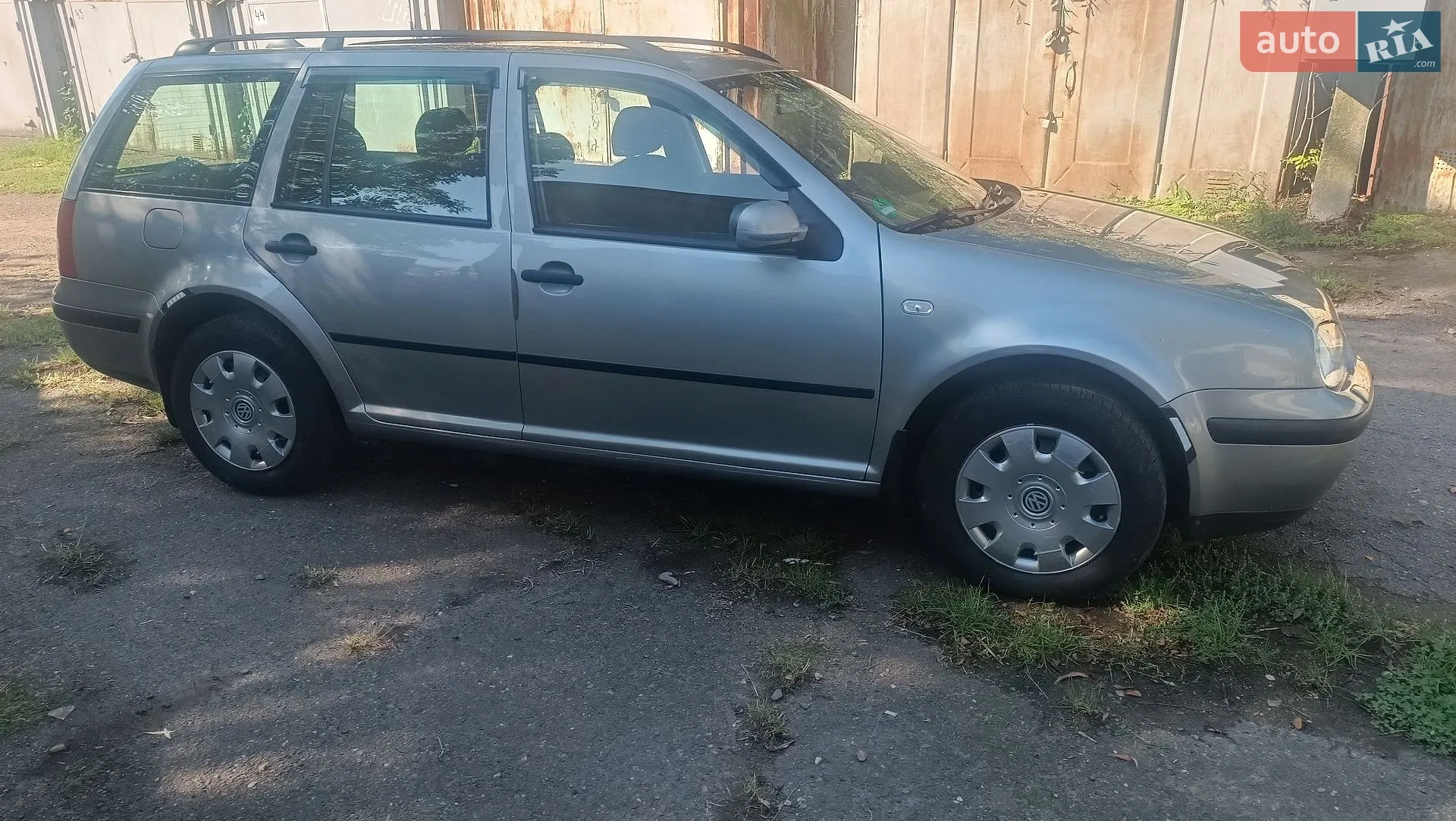 Volkswagen Golf, 2005
