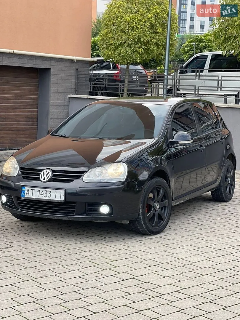 Volkswagen Golf, 2004
