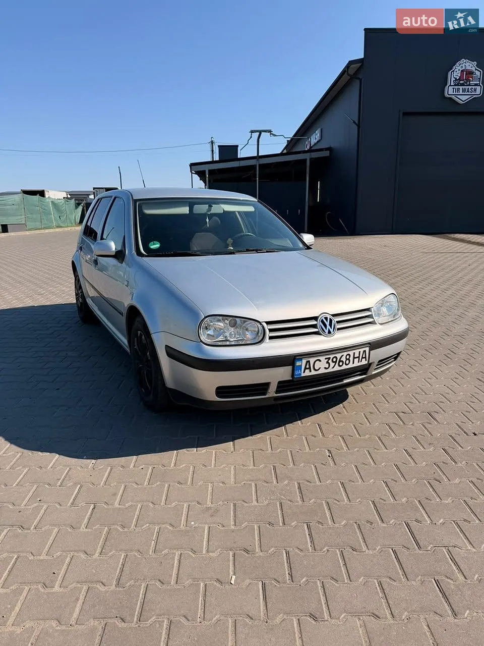 Volkswagen Golf, 2001