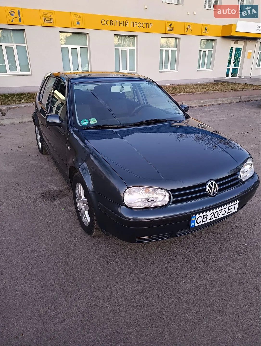 Volkswagen Golf, 2001