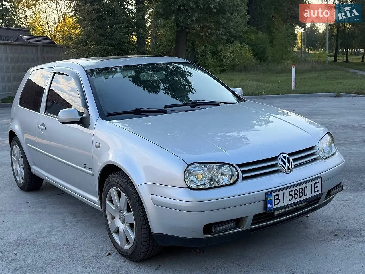 Volkswagen Golf, 2000