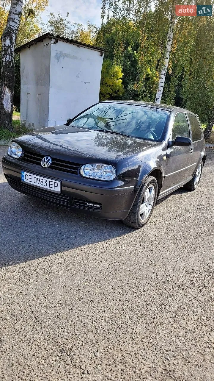 Volkswagen Golf, 2000