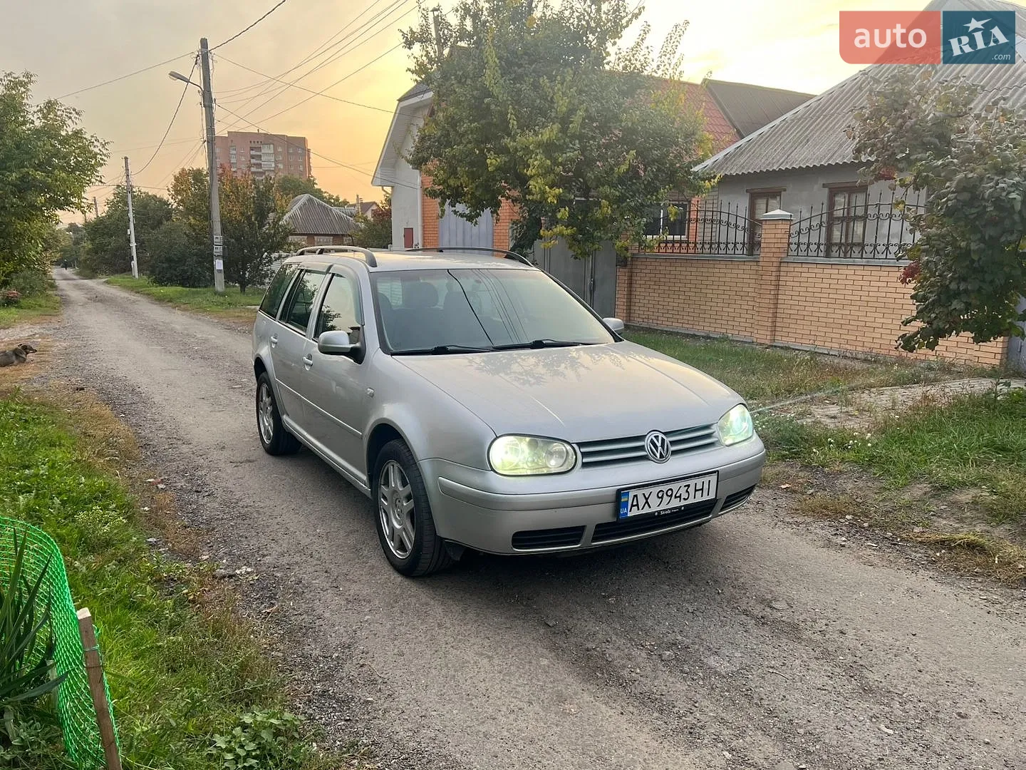 Volkswagen Golf, 2001