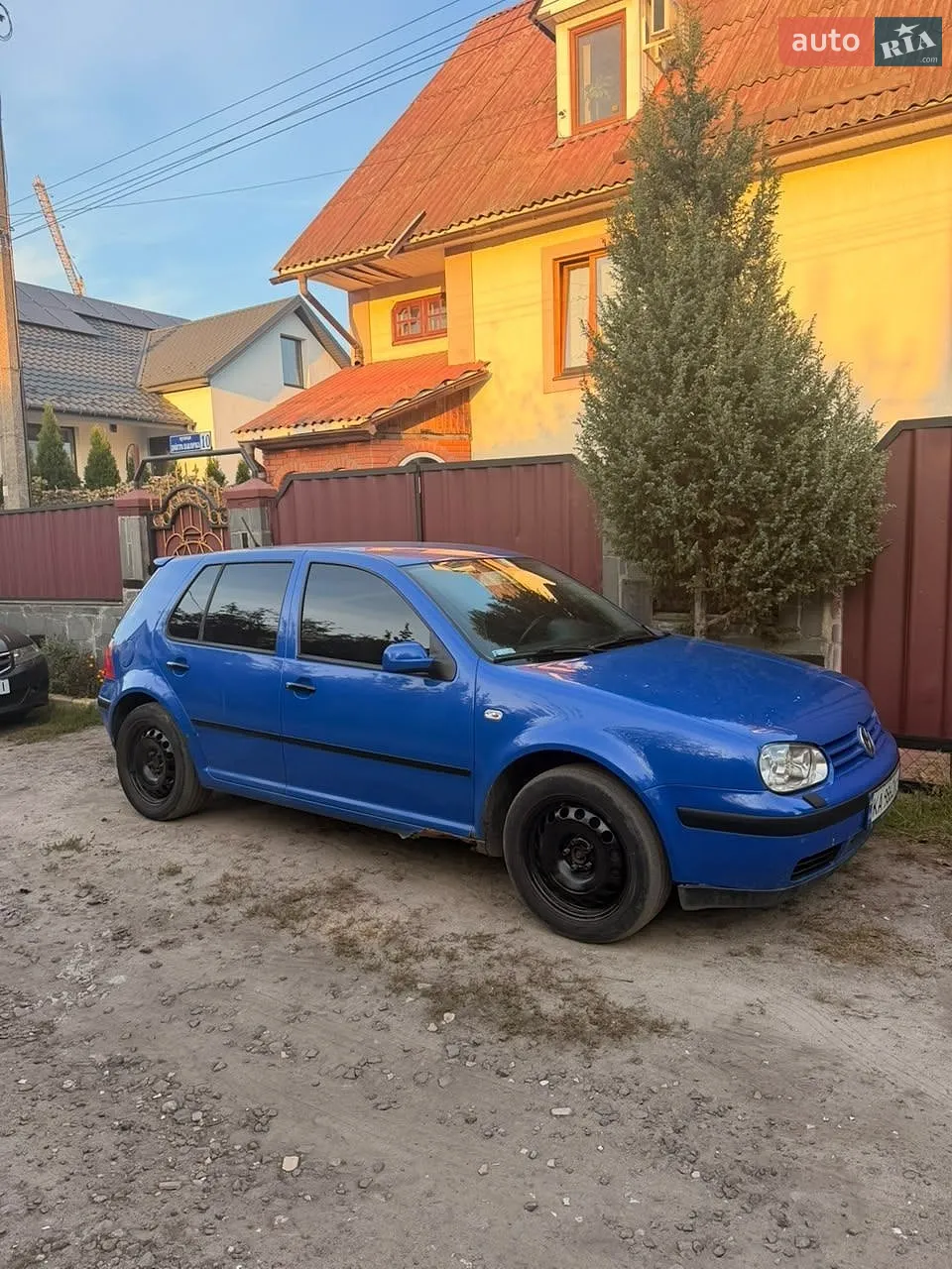 Volkswagen Golf, 2000
