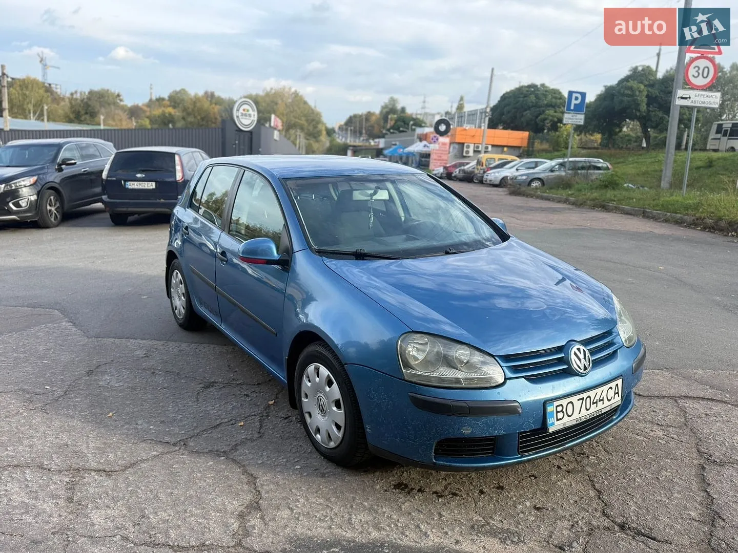 Volkswagen Golf, 2003