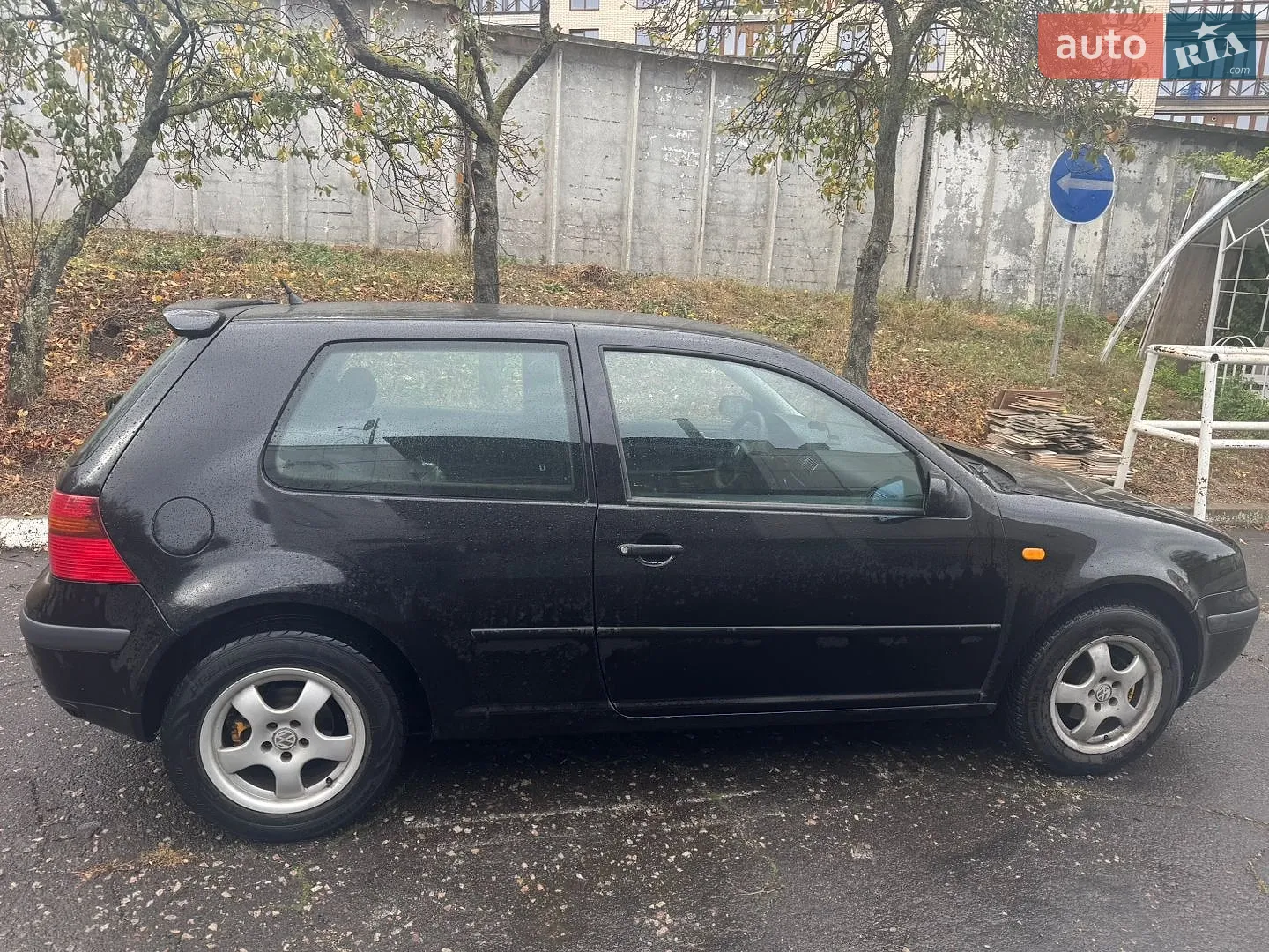 Volkswagen Golf, 1998