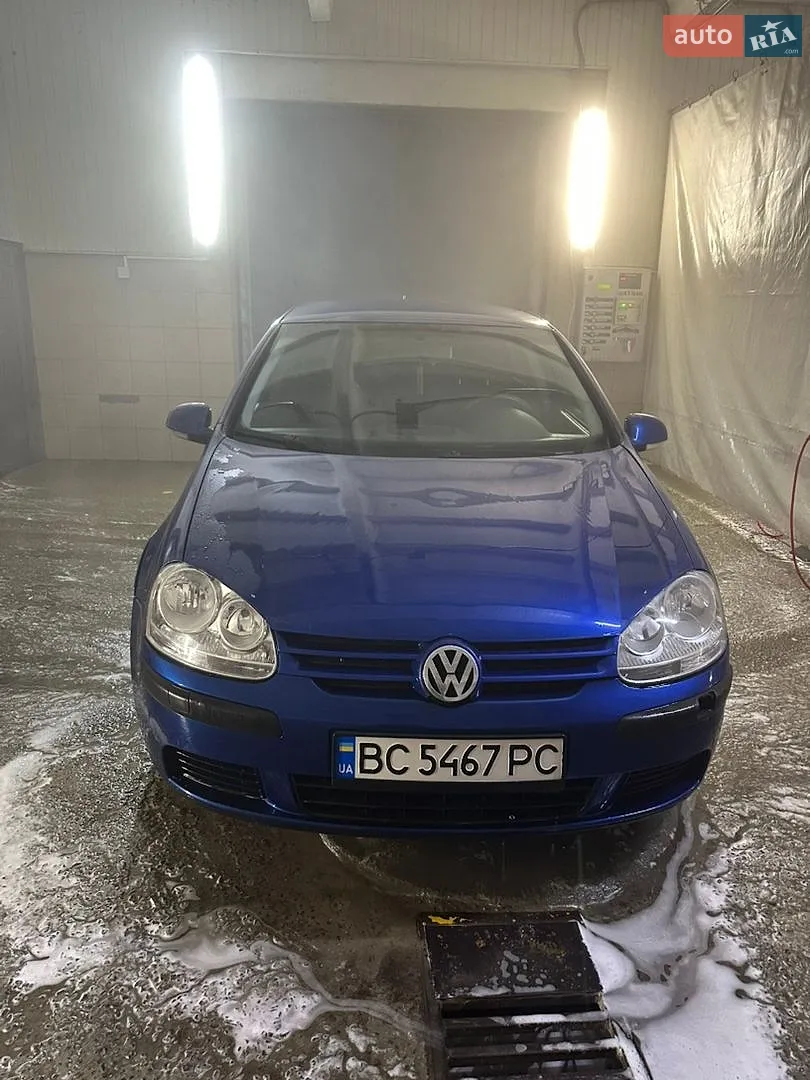 Volkswagen Golf, 2005
