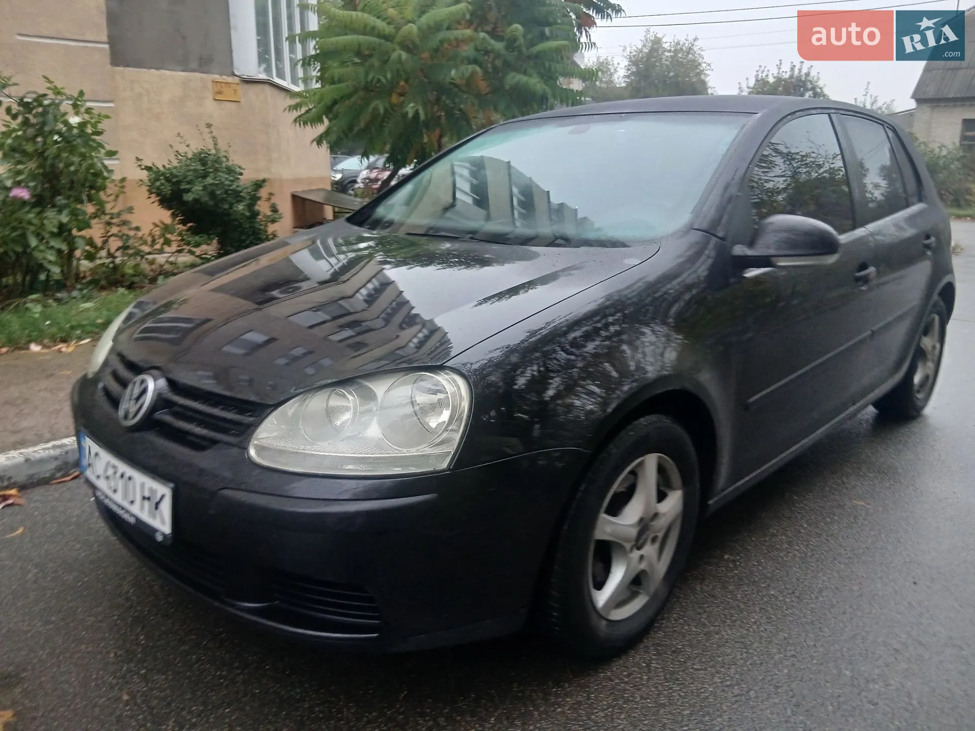 Volkswagen Golf, 2004