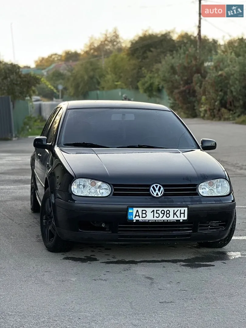 Volkswagen Golf, 2001