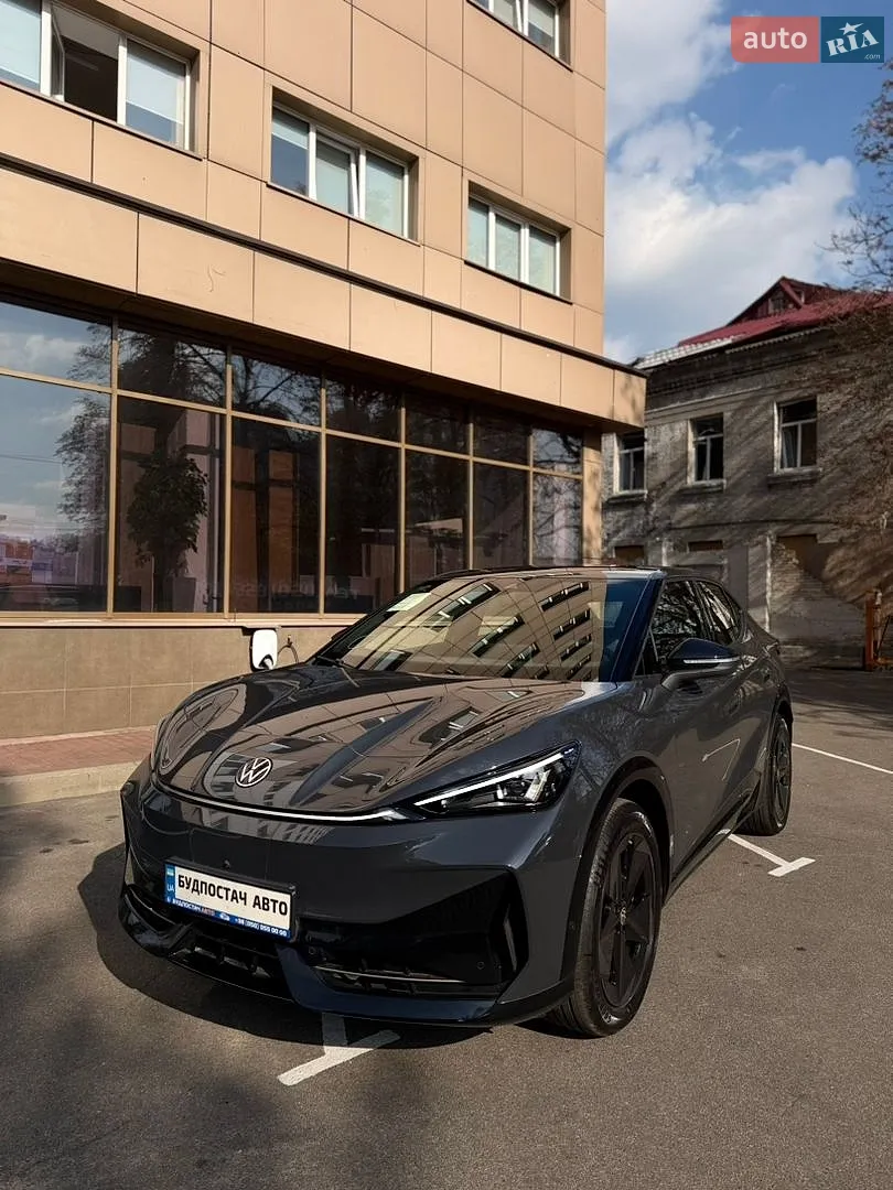 Volkswagen ID. UNYX, 2025