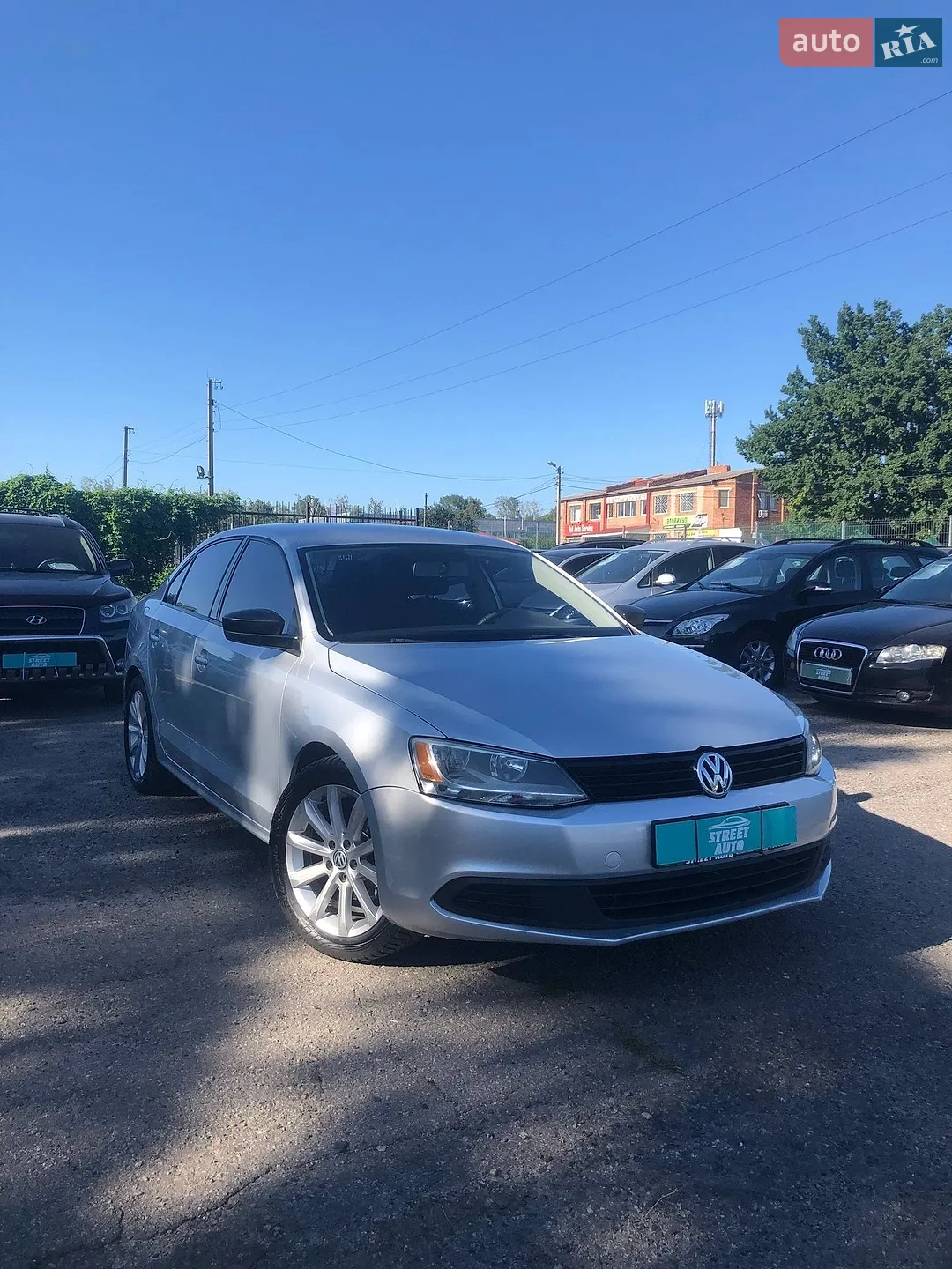 Volkswagen Jetta, 2011