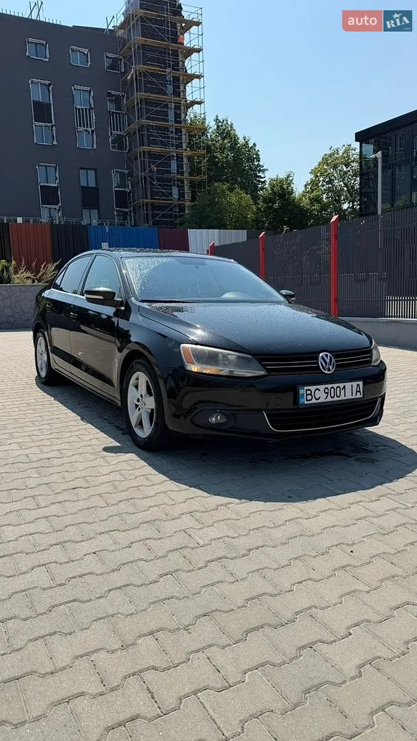 Volkswagen Jetta, 2013